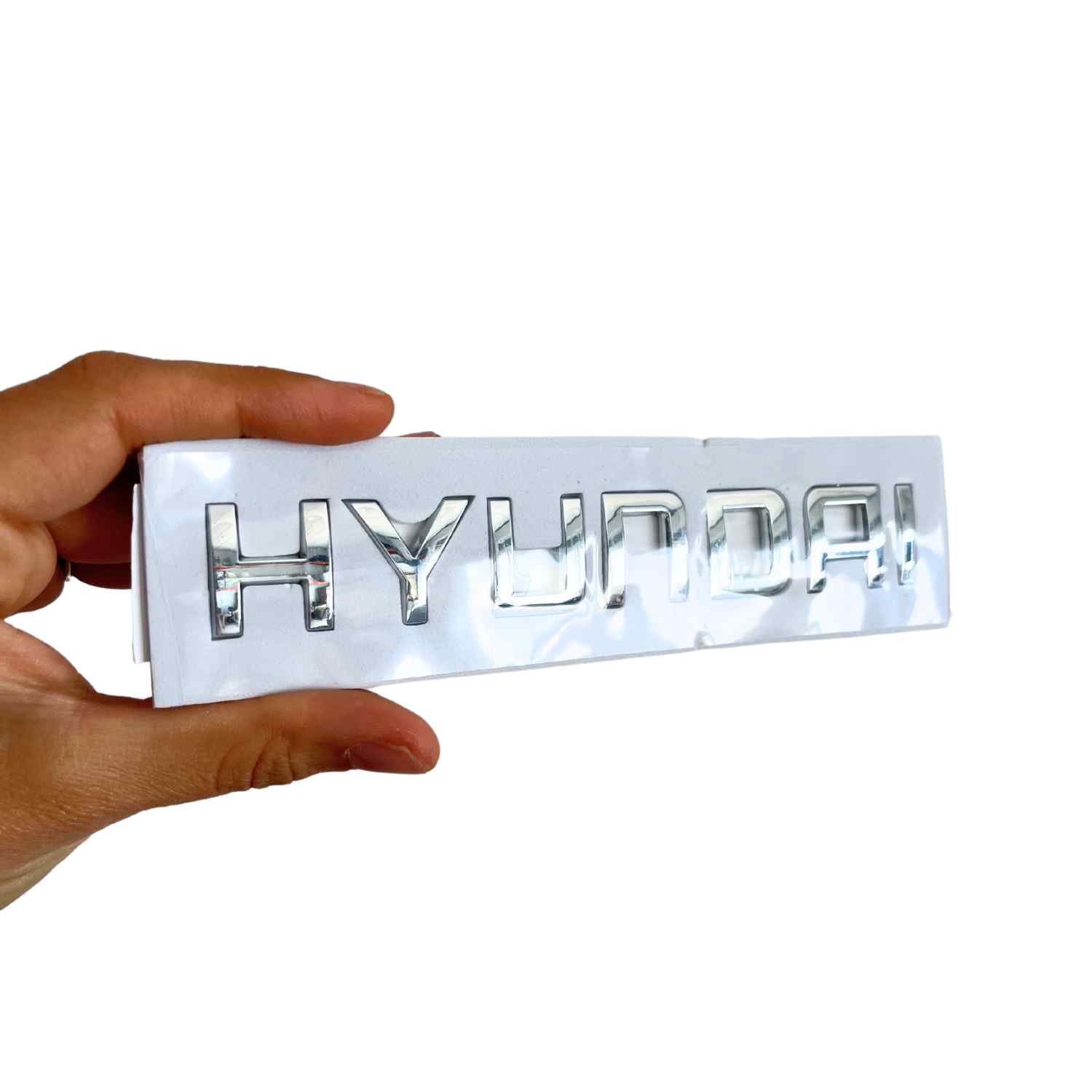 Emblema adhesivo de letras compatible con Hyundai plateado brillo 150 x 20 mm - imagen 4
