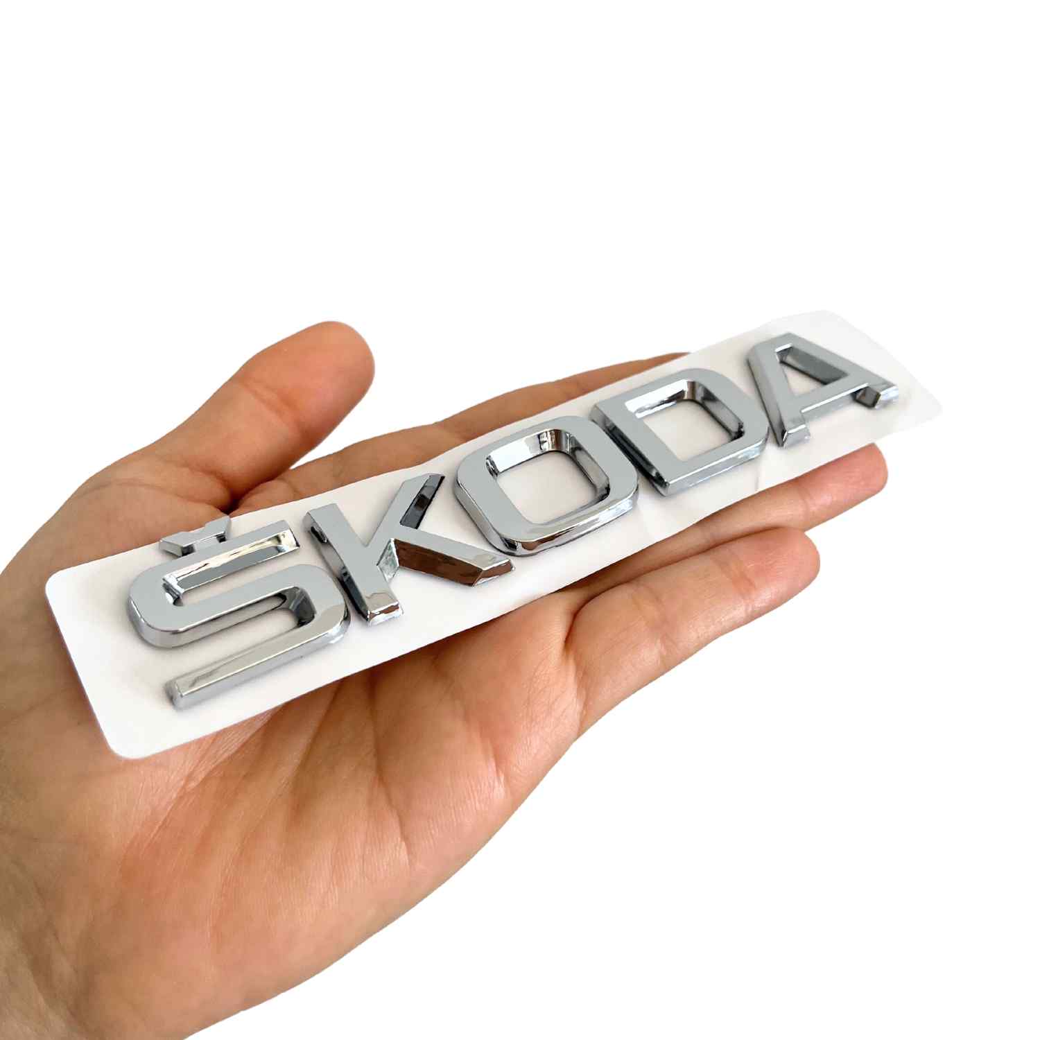 Emblema adhesivo de letras compatible con Skoda plateado brillo - imagen 4