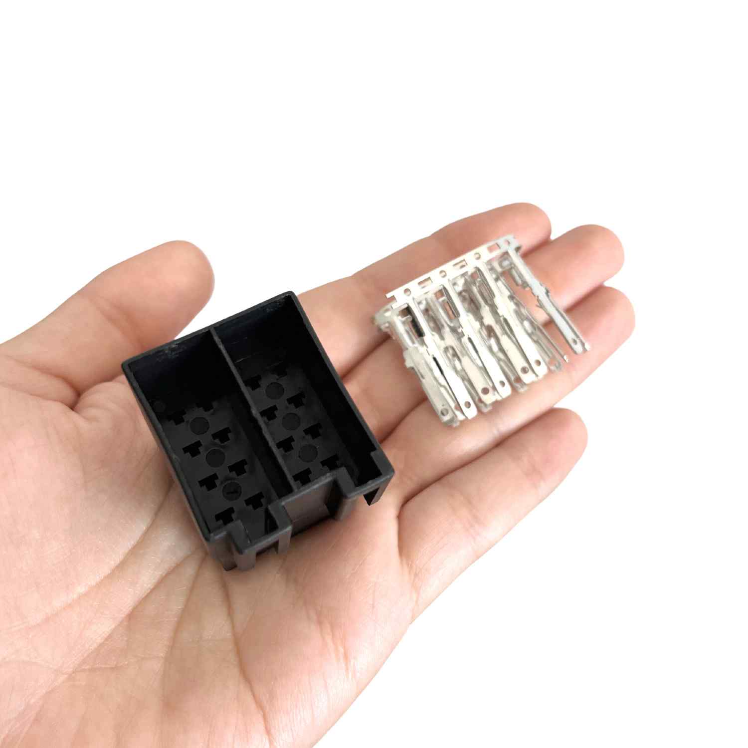 Conectores Enchufe ISO 16PIN Universal para autoradio de coc macho - imagen 6