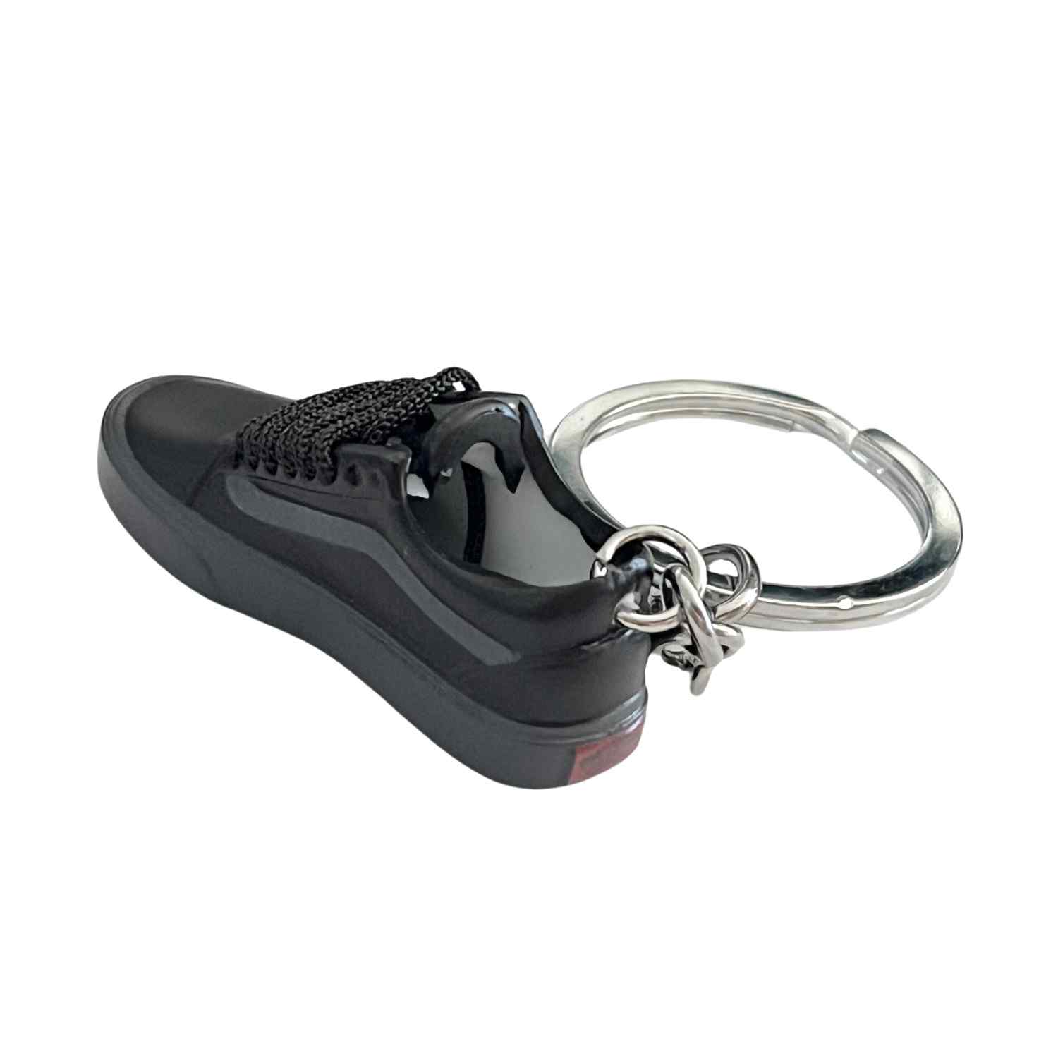 Llavero Zapatilla Casual Negra - imagen 4