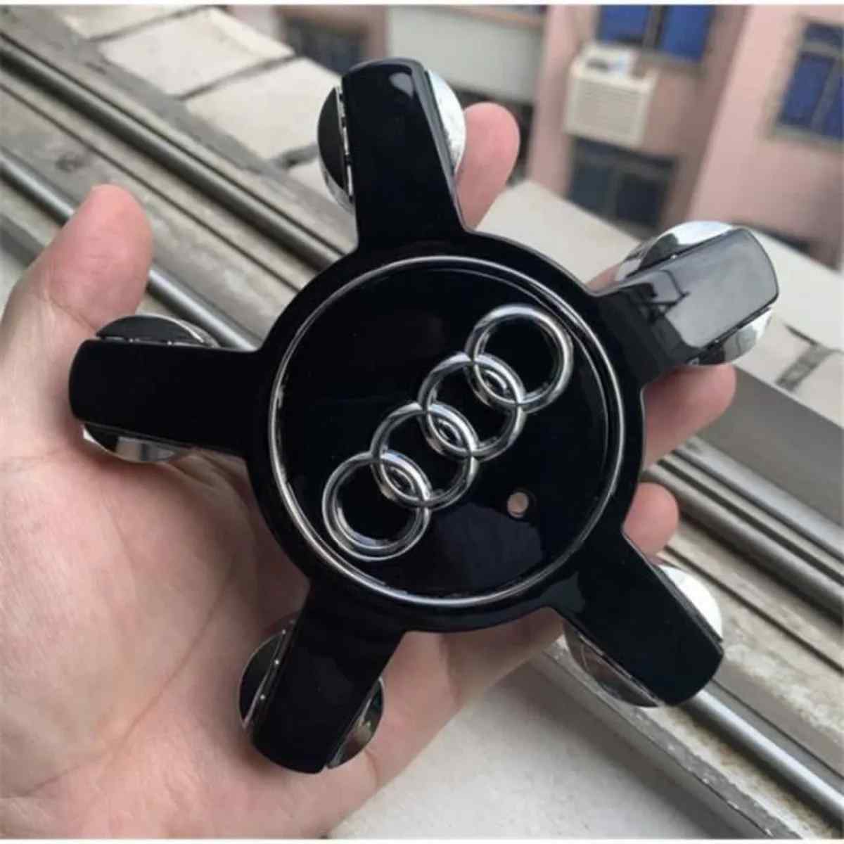 Embellecedor para llanta compatible con Audi 135 mm (4 uds) negro 4F0601165N - imagen 3