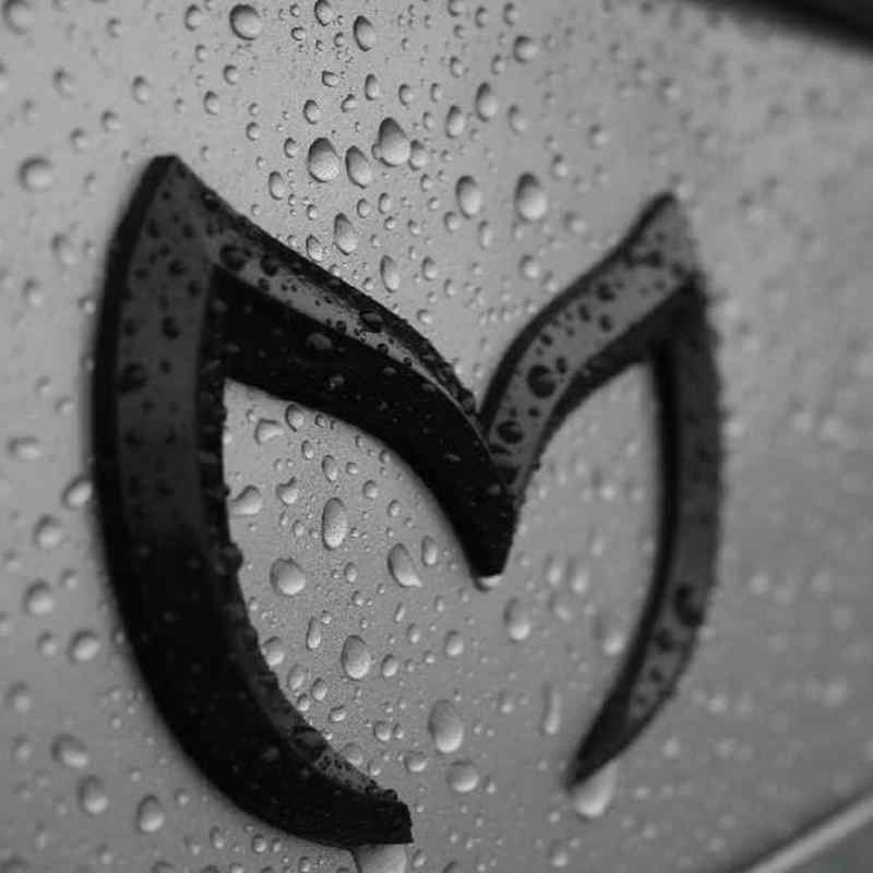 Emblema Adhesivo trasero Compatible con Mazda Negro - imagen 4