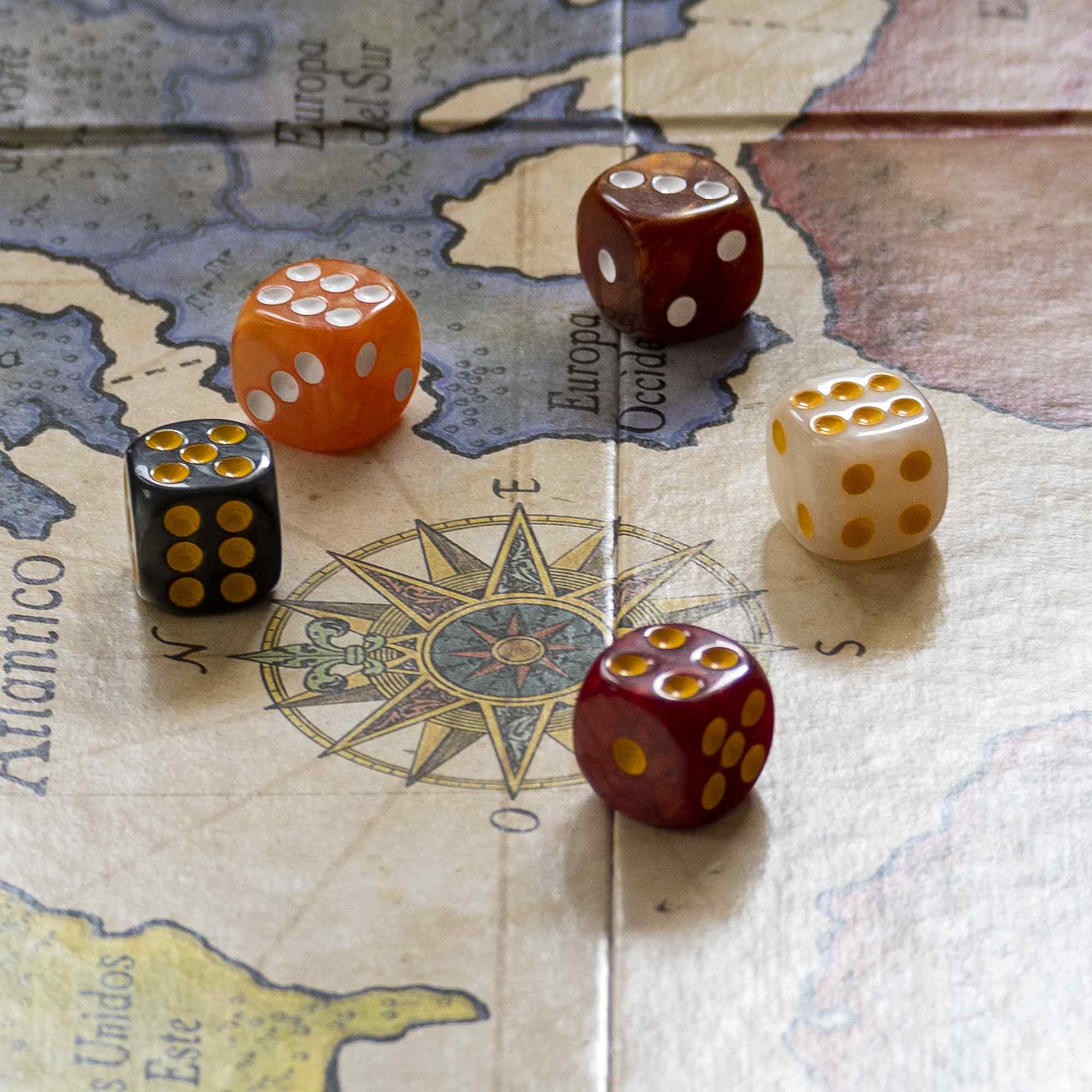 Dados 6 caras de 5 Colores perla Esquina Redondeados con Bolsa de Almacenamiento 50 unidades - imagen 4
