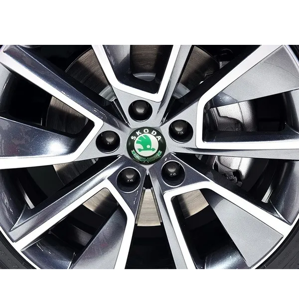 Embellecedor adhesivo Para Llanta Compatible Con Skoda 56 Mm (4 Uds) verde - imagen 2