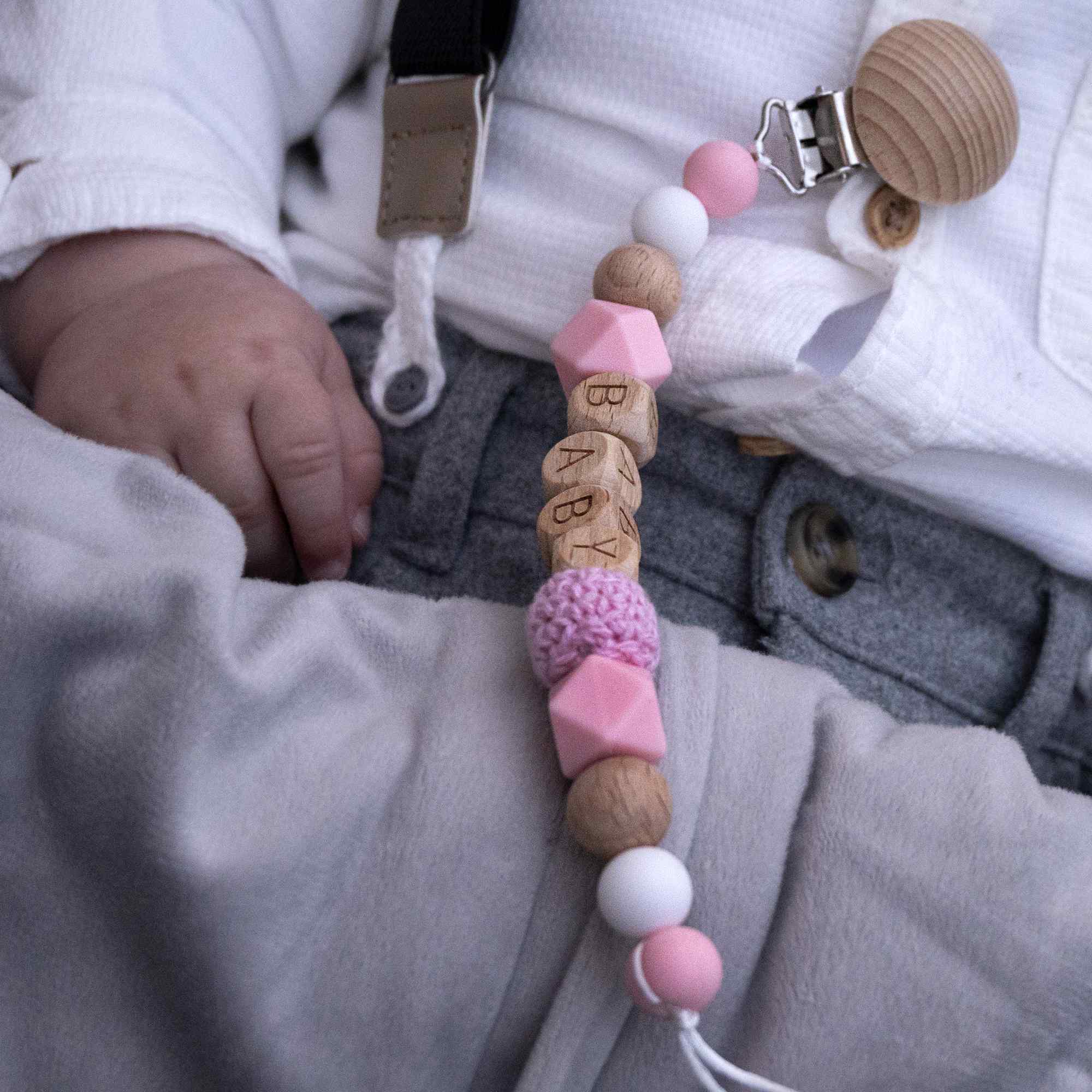 Cadena sujeta chupete silicona diseño baby madera rosa - imagen 7