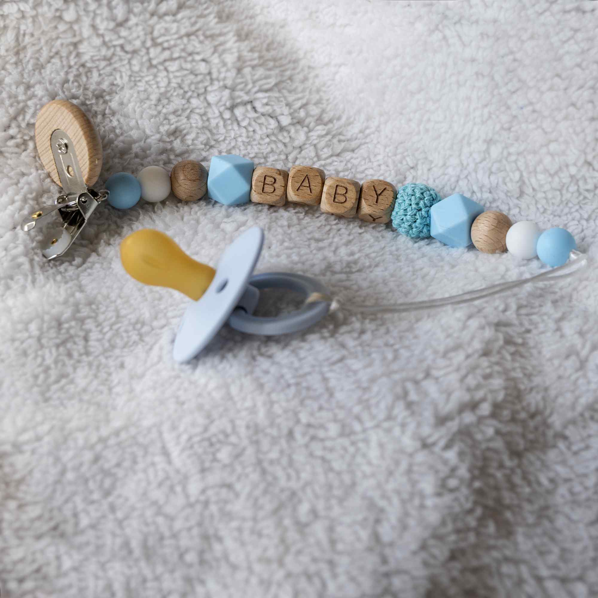 Cadena sujeta chupete silicona diseño baby madera azul - imagen 3