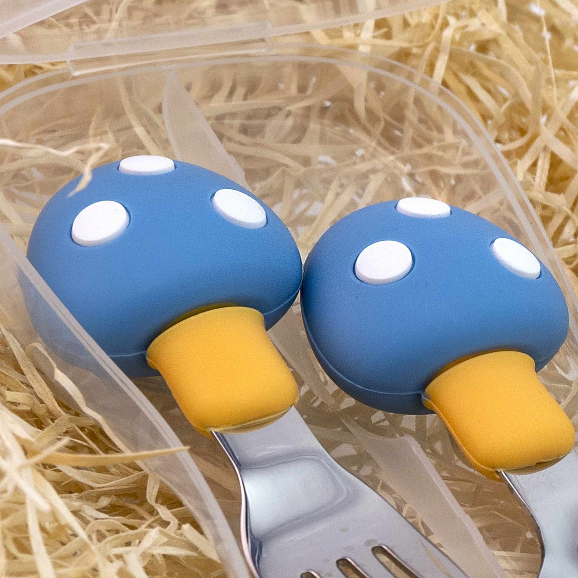 Cubiertos bebe cuchara y tenedor silicona hongo y acero inox azul - imagen 3