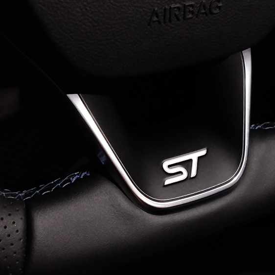 Emblema Adhesivo ST Line para volante compatible con Ford blanco plateado - imagen 2