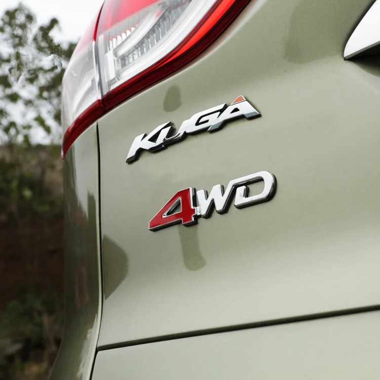 Emblema adhesivo metálico 4WD rojo y plateado 12.5 cm - imagen 4