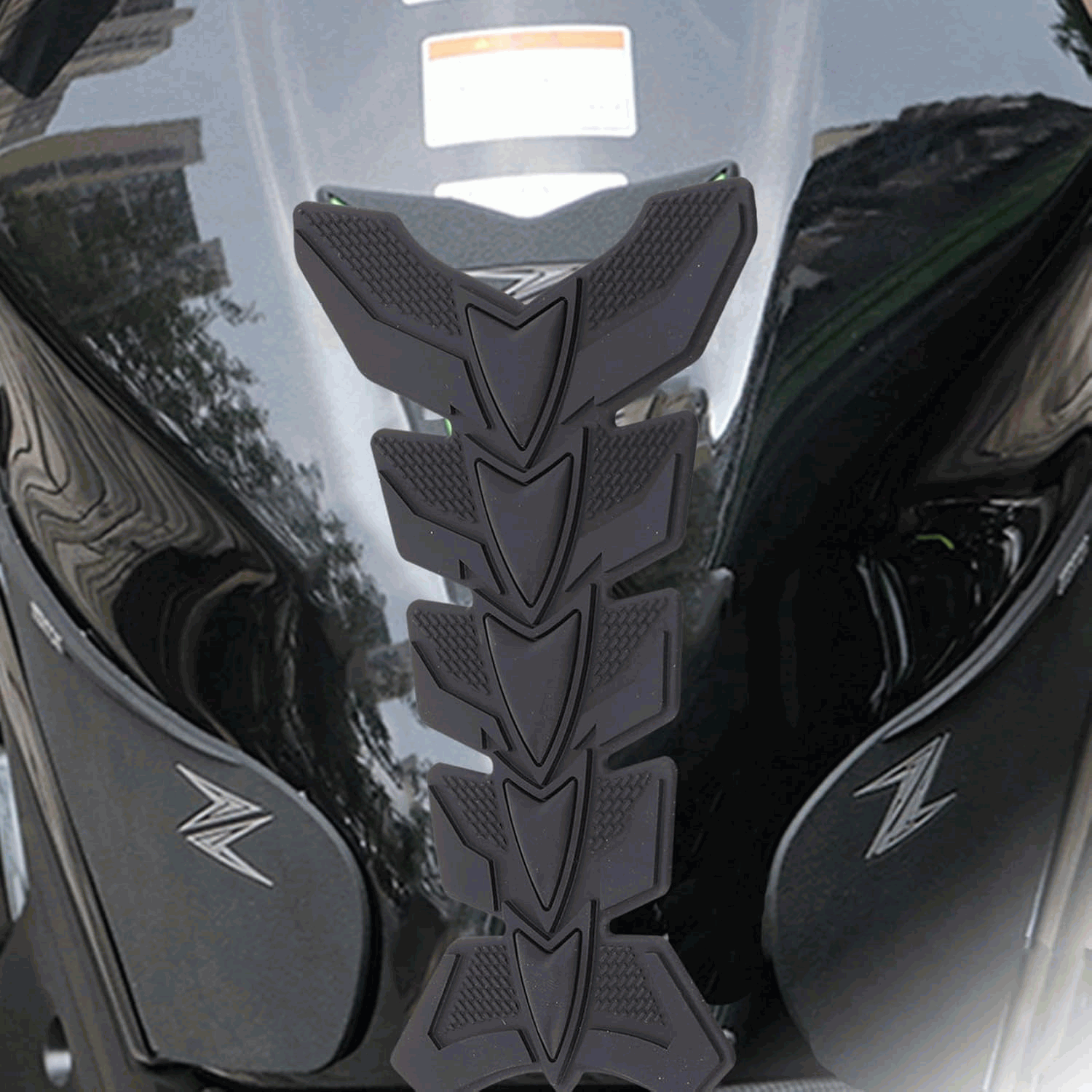 Protector deposito moto universal caucho negro - imagen 3