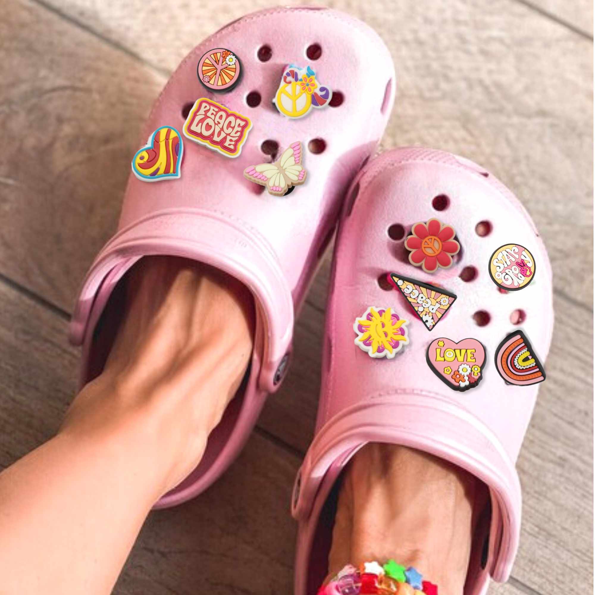 Pines Charms para crocs diseño hippie 26 unidades - imagen 5