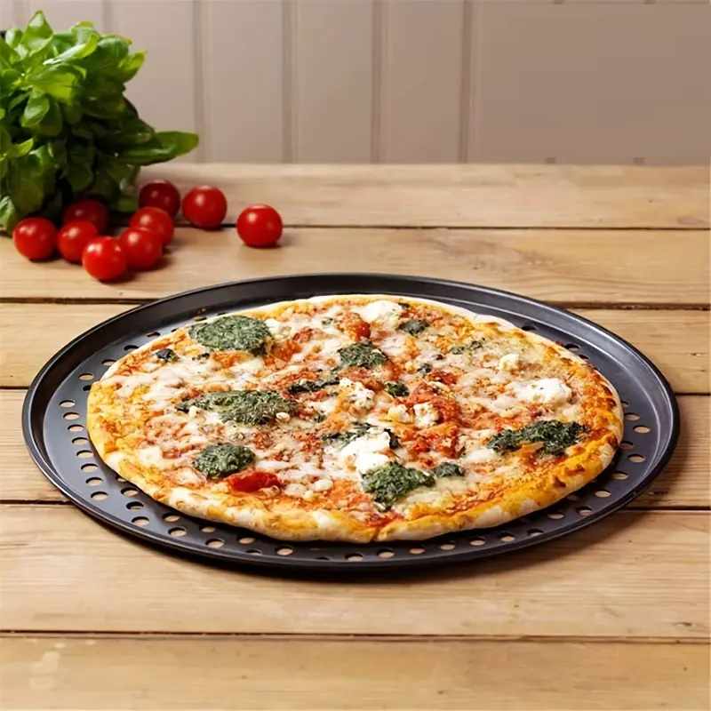 Bandeja Pizza Horno Redonda Antiadherente y Perforada 33 cm Negro - imagen 4