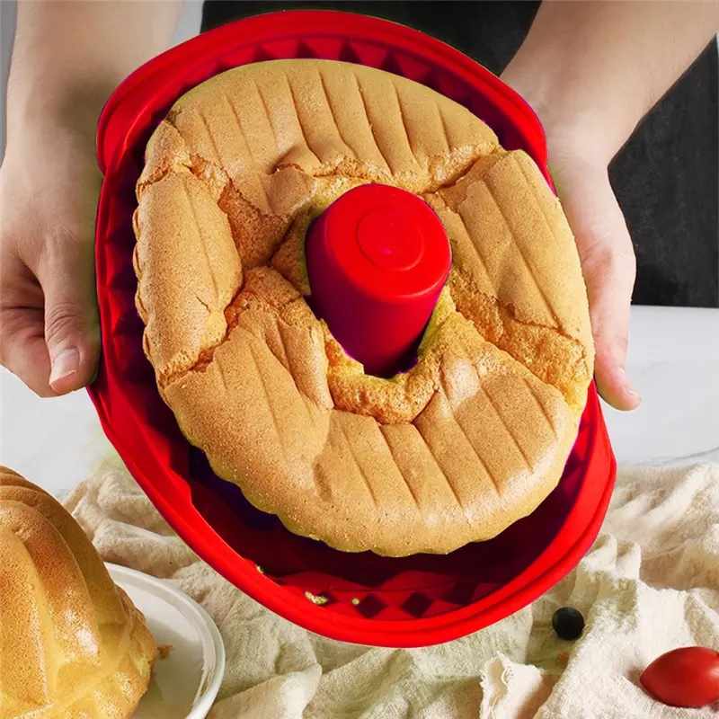 Molde silicona bizcocho para horno 24 cm - imagen 4