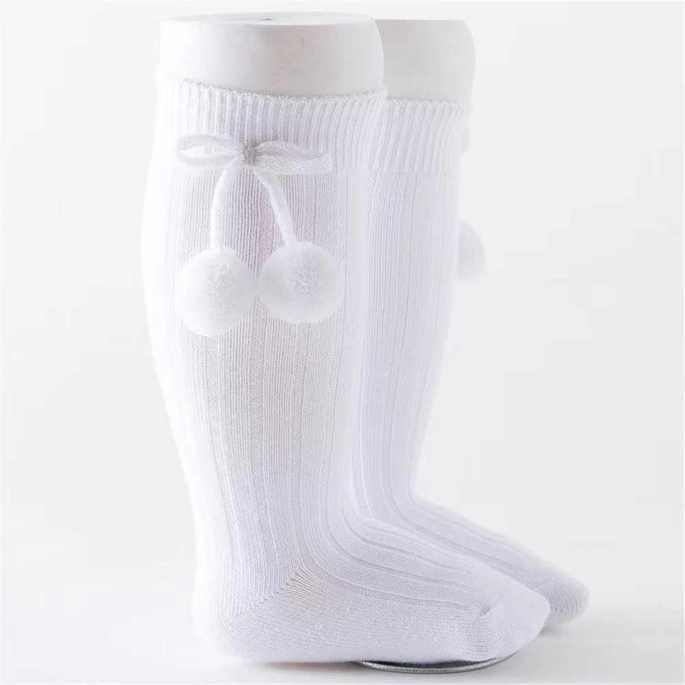 Calcetines Largos de Algodón Con Pompon para bebe 1 a 2 años Blanco